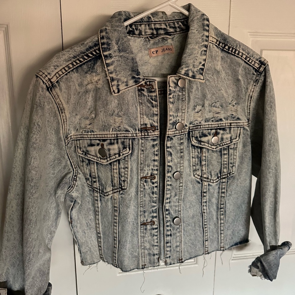Women's Distressed Denim Crop Jacket - White Wash